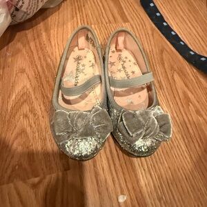 Silver Glitter Bow Dress Shoes